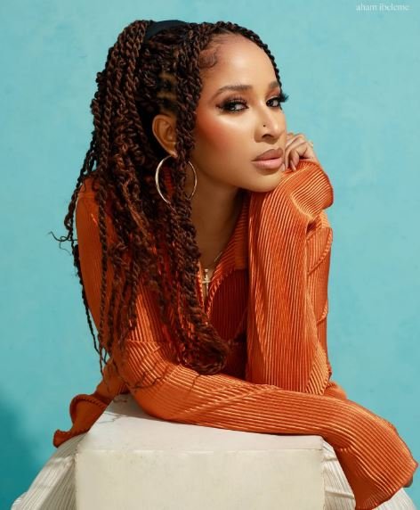 Adesua Etomi-Wellington